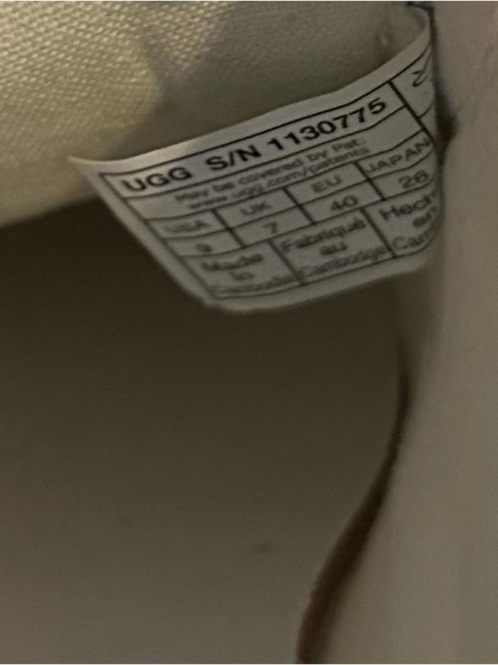 UGG Women’s Alameda Cream Leather Sneakers with Tan Heel Accent - size 9 - Picture 13 of 14